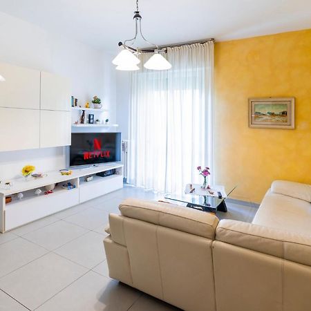 سْكانديتْشي Appartamento Moderno 90 M Osp. Torregalli, Wifi المظهر الخارجي الصورة