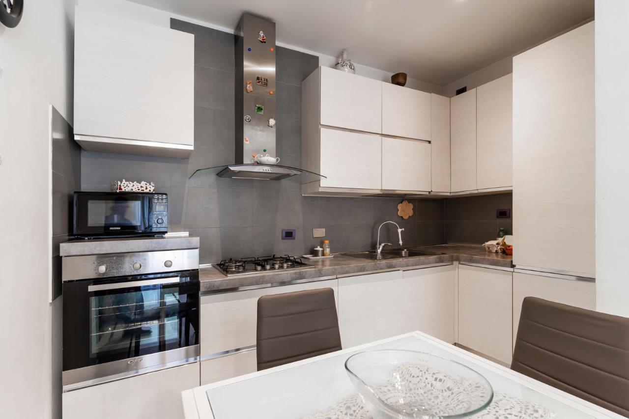 سْكانديتْشي Appartamento Moderno 90 M Osp. Torregalli, Wifi المظهر الخارجي الصورة