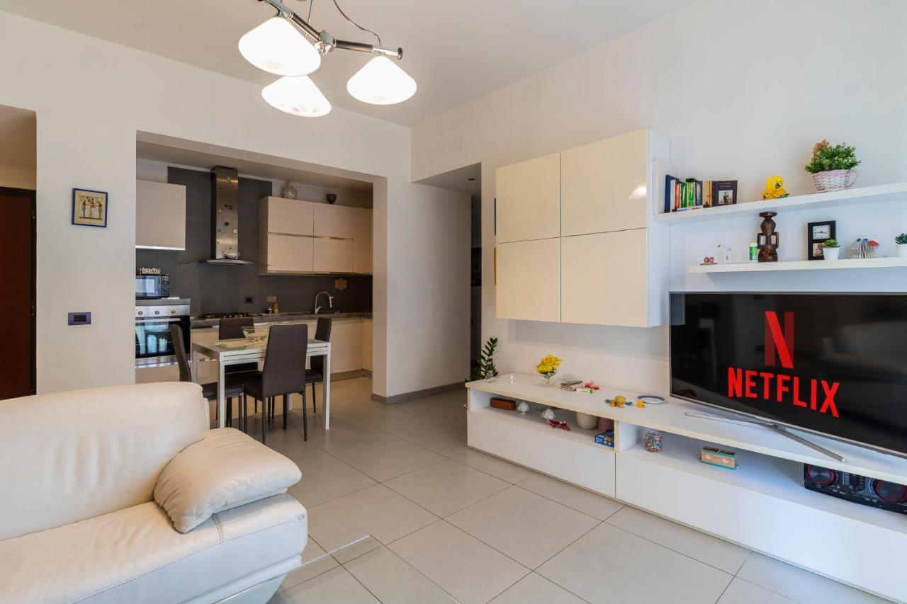 سْكانديتْشي Appartamento Moderno 90 M Osp. Torregalli, Wifi المظهر الخارجي الصورة
